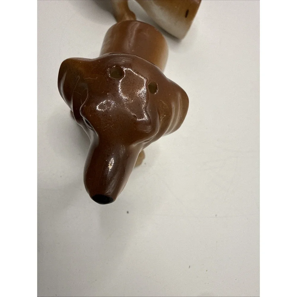 Vintage‎ Daschund Salt Pepper Shaker RARE Weiner Dog Made In Japan (see Desc)
